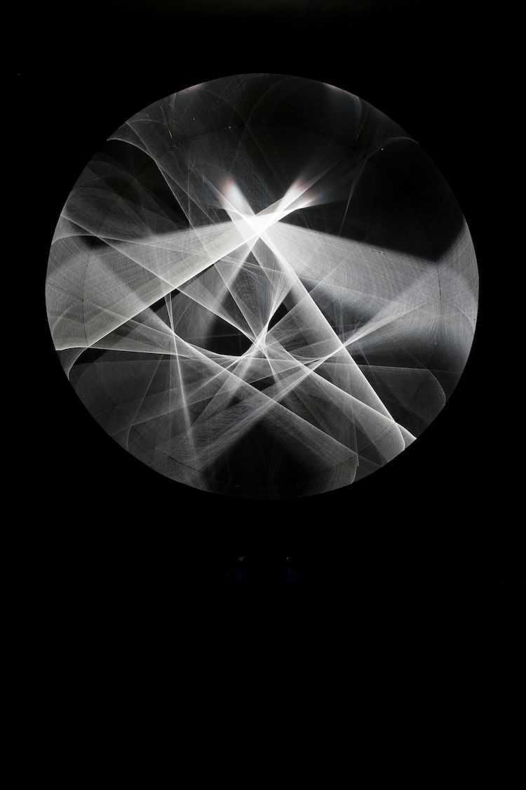 Julio Le Parc. Continuel-lumière-cylindre au plafond_, 1962 - 2019. Wood, steel, lamps. Variable dimensions. © Julio Le Parc _ ADAGP, Paris & SACK, Seoul 2019. Courtesy Perrotin